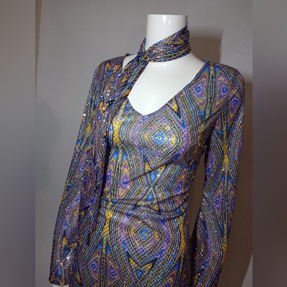 SOLD ON LIVE LONG SLEEVE SEQUIN DRESS - Picture 8 of 8